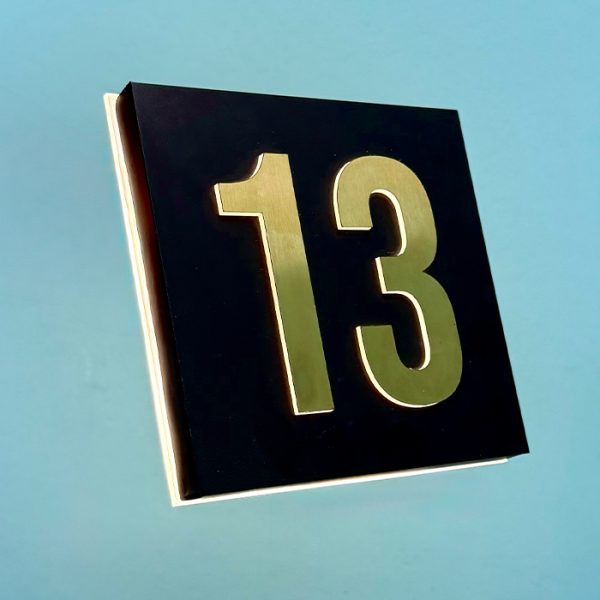 پلاک راهنما تابلوسازی نقطه