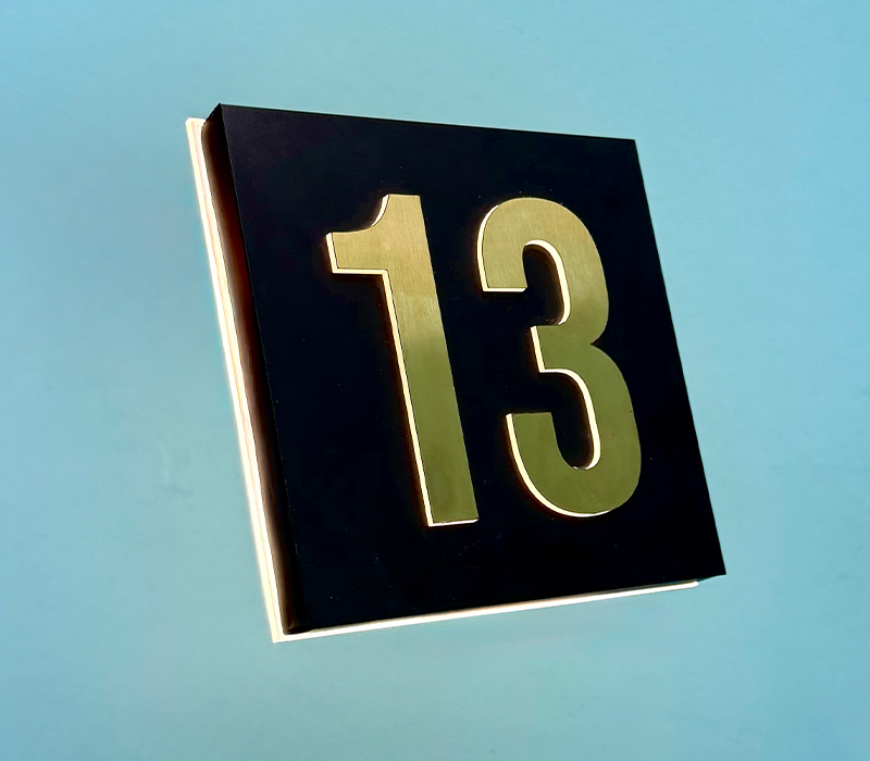 پلاک راهنما تابلوسازی نقطه